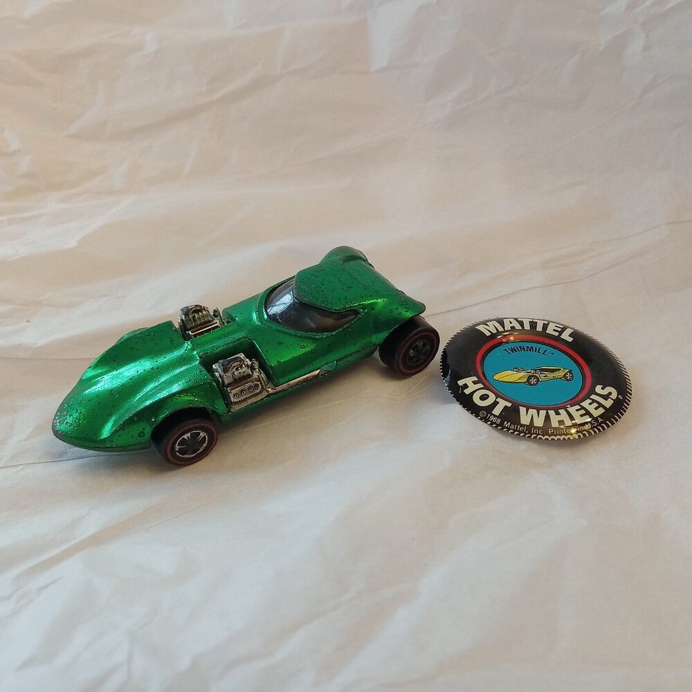Hot Wheels Redline Green Twinmill (1969) Button
